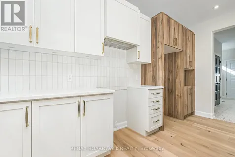 1064 Chablis Crescent Russell ON K0A 1W0