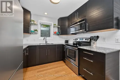 13 Candow Crescent Ottawa ON K2S 1K6