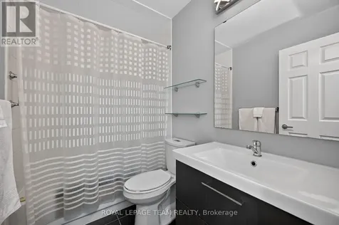 13 Candow Crescent Ottawa ON K2S 1K6