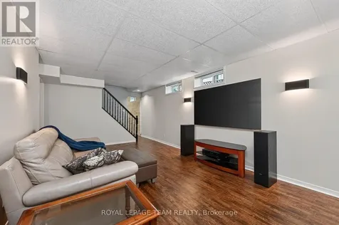 13 Candow Crescent Ottawa ON K2S 1K6