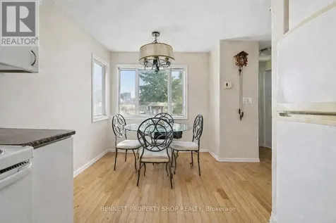 34 Hazel Street Ottawa ON K1S 1J5