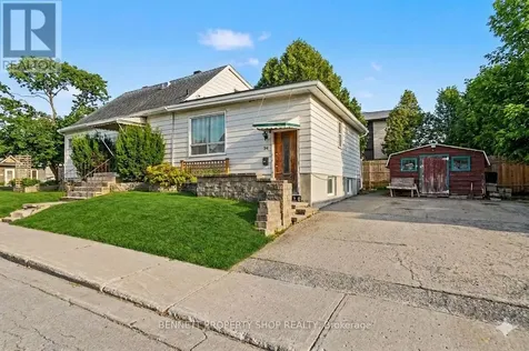 34 Hazel Street Ottawa ON K1S 1J5