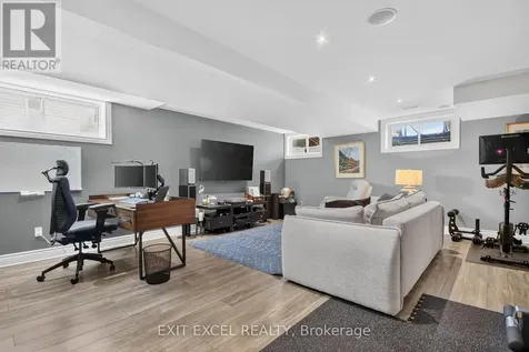 6850 Breanna Cardill Street Ottawa ON K4P 0C1