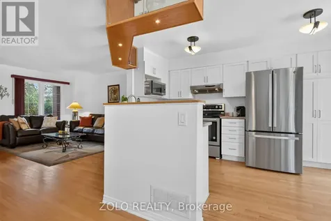 38 Central Park Drive Ottawa ON K2C 4A3
