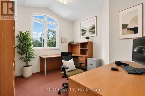 38 Central Park Drive Ottawa ON K2C 4A3