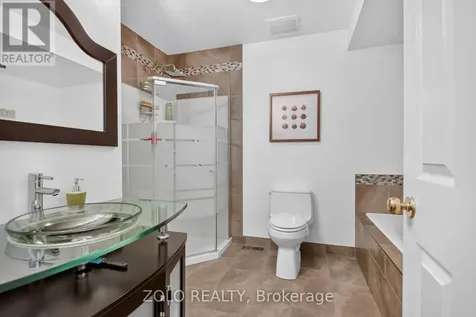 38 Central Park Drive Ottawa ON K2C 4A3