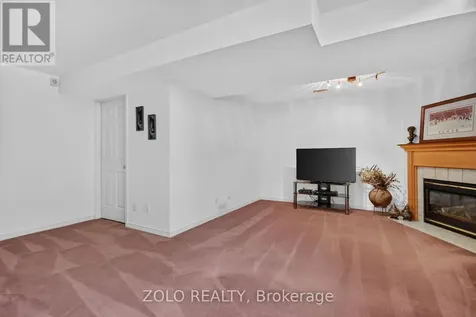 38 Central Park Drive Ottawa ON K2C 4A3