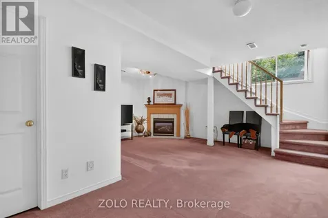 38 Central Park Drive Ottawa ON K2C 4A3