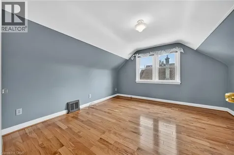 497 Victoria Street South Kitchener ON N2M 3A6