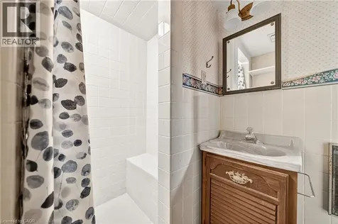 497 Victoria Street South Kitchener ON N2M 3A6
