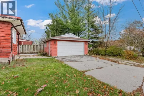 497 Victoria Street South Kitchener ON N2M 3A6