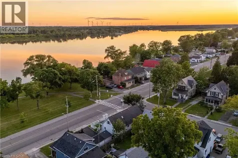 339 Main Street West Dunnville ON N1A 1W3
