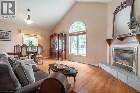 339 Main Street West Dunnville ON N1A 1W3