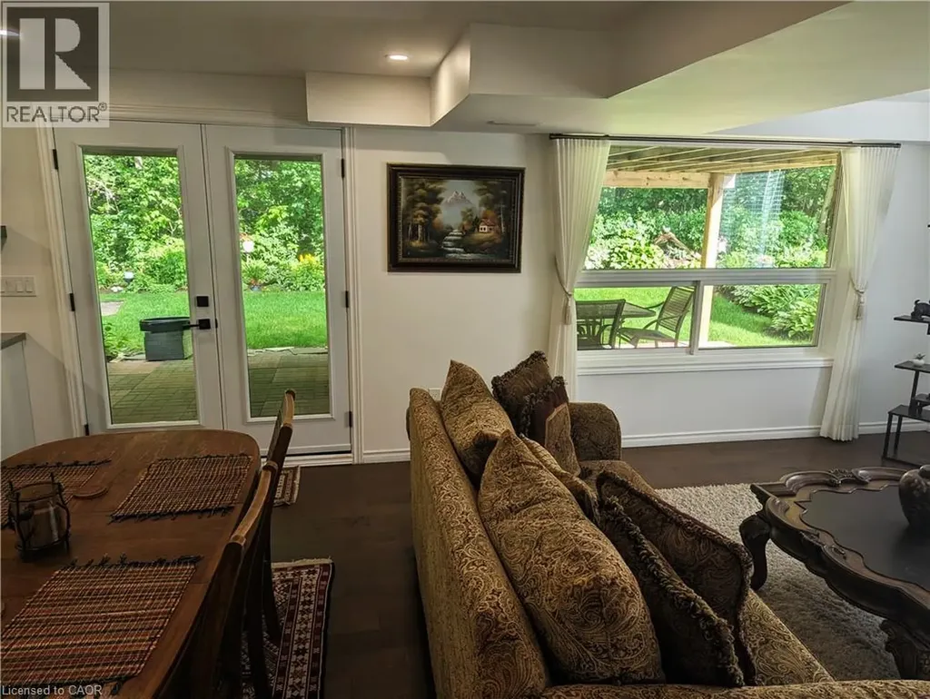 561 Marl Meadow Crescent Kitchener ON N2R 1L2