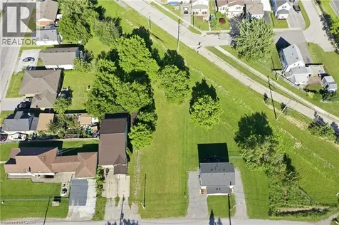 120 Queen Street South Thorold ON L2V 3P2