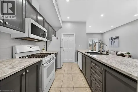 60 Natalia Avenue Mount Hope ON L0R 1W0