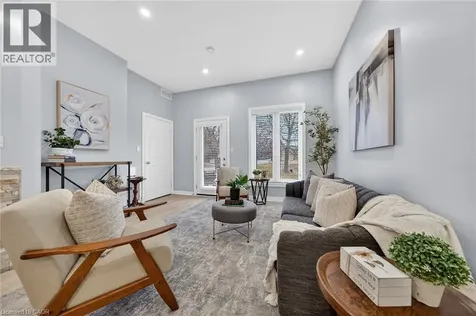 60 Natalia Avenue Mount Hope ON L0R 1W0