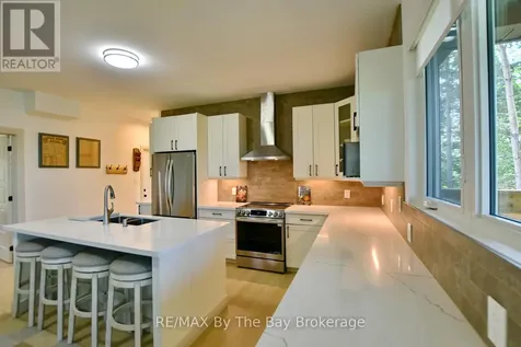 2946 92 County Road Springwater ON L9Z 2X2