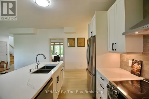 2946 92 County Road Springwater ON L9Z 2X2