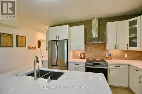 2946 92 County Road Springwater ON L9Z 2X2