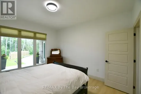 2946 92 County Road Springwater ON L9Z 2X2