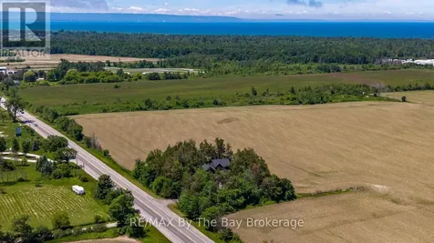 2946 92 County Road Springwater ON L9Z 2X2