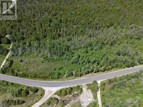 122 Tamarac Road Northern Bruce Peninsula ON N0H 1W0