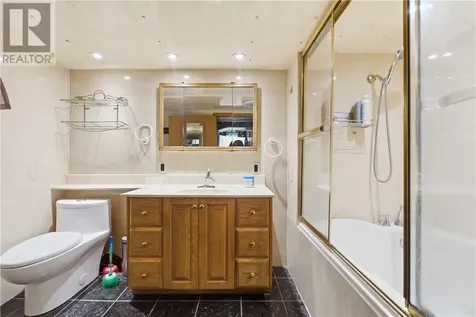 398 Bessie Avenue Sudbury ON P3C 4H5