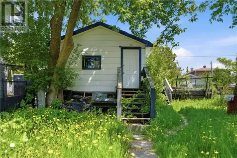 398 Bessie Avenue Sudbury ON P3C 4H5