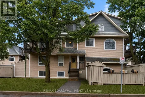 614 Tanguay Court Ottawa ON K2L 3X3