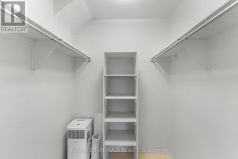 614 Tanguay Court Ottawa ON K2L 3X3