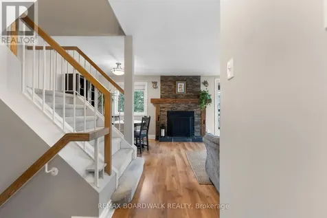 614 Tanguay Court Ottawa ON K2L 3X3