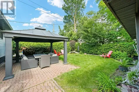 879 Pleasant Park Road Ottawa ON K1G 1Z1