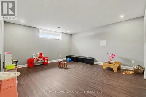 139 St Thomas Street Russell ON K0A 3H0
