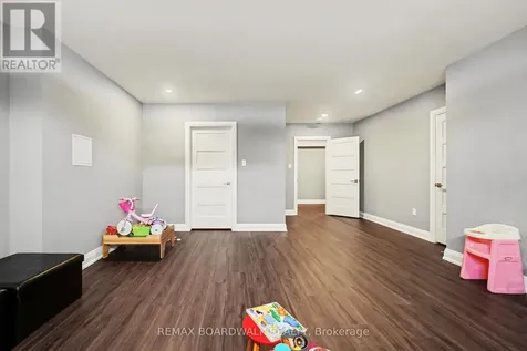 139 St Thomas Street Russell ON K0A 3H0