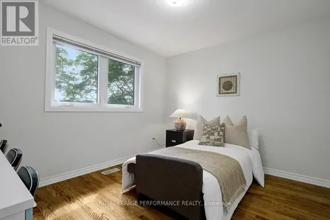 1595 Champneuf Drive Ottawa ON K1C 6B6