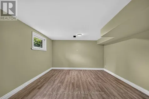 59 Abbott Street Brockville ON K6V 4A5