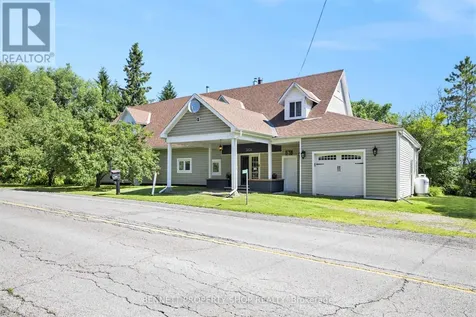3834 Woodkilton Road Ottawa ON K0A 1M0