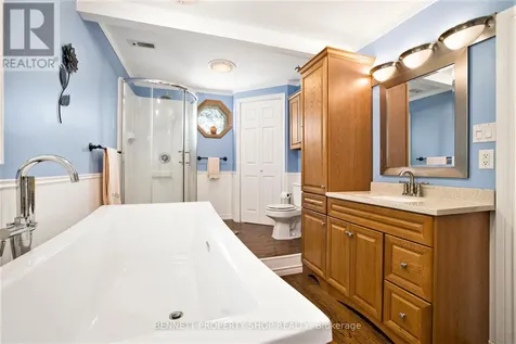 3834 Woodkilton Road Ottawa ON K0A 1M0