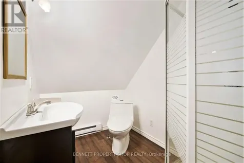 3834 Woodkilton Road Ottawa ON K0A 1M0