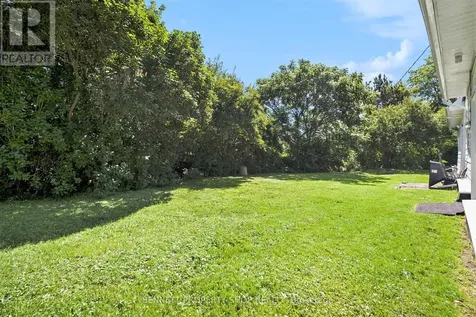 3834 Woodkilton Road Ottawa ON K0A 1M0