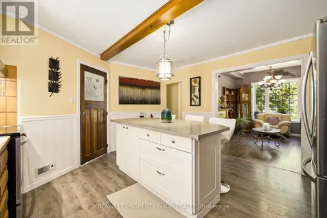3834 Woodkilton Road Ottawa ON K0A 1M0