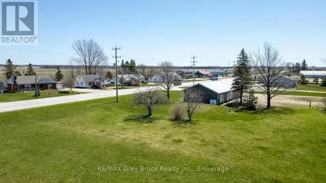 2847 Highway 6 Northern Bruce Peninsula ON N0H 1W0