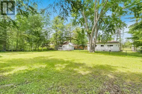40 Nancy Street Wasaga Beach ON L9Z 2K4