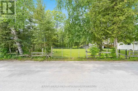 40 Nancy Street Wasaga Beach ON L9Z 2K4
