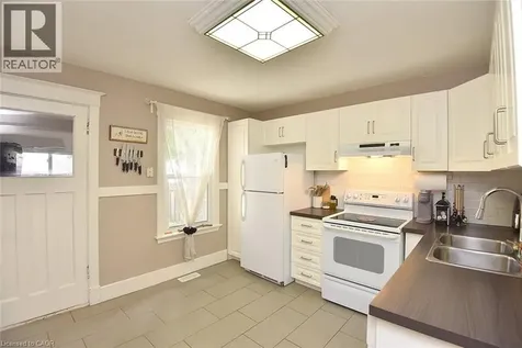 56 Barons Avenue North Hamilton ON L8H 5A4