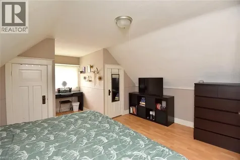 56 Barons Avenue North Hamilton ON L8H 5A4