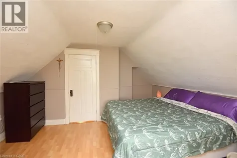 56 Barons Avenue North Hamilton ON L8H 5A4