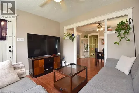 56 Barons Avenue North Hamilton ON L8H 5A4