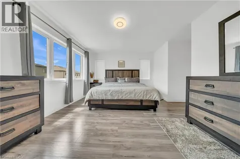 13 Pony Way Kitchener ON N2R 0R8